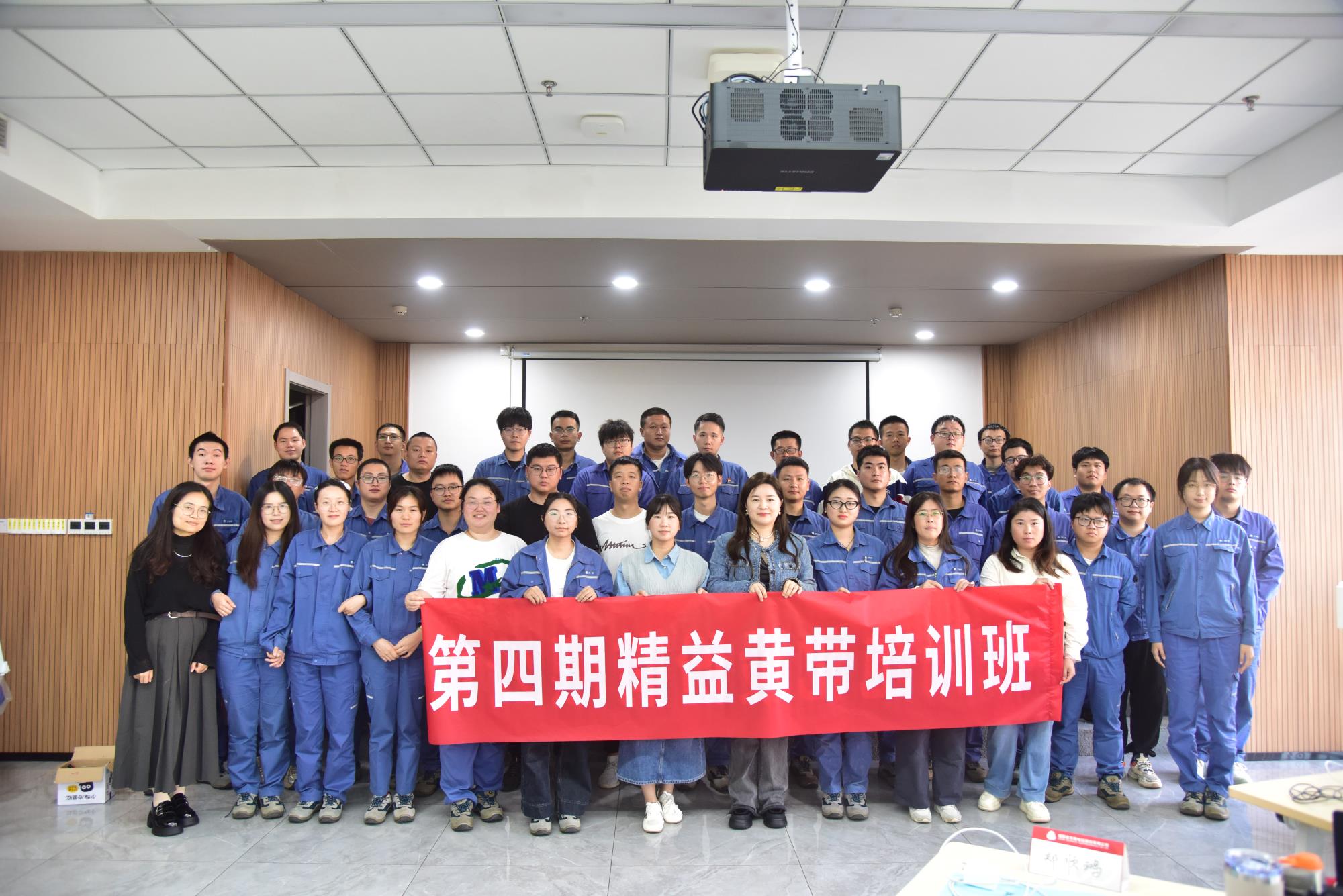 图片19.jpg 图片19.jpg